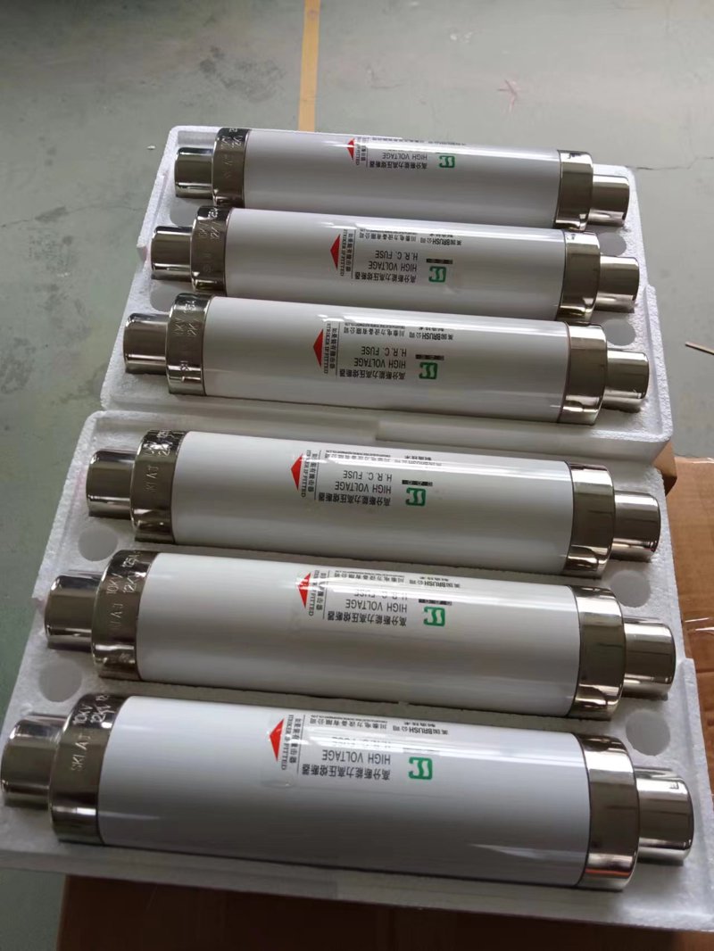 工具推荐类：高压开关柜选择指南，助您轻松找到最佳解决方案